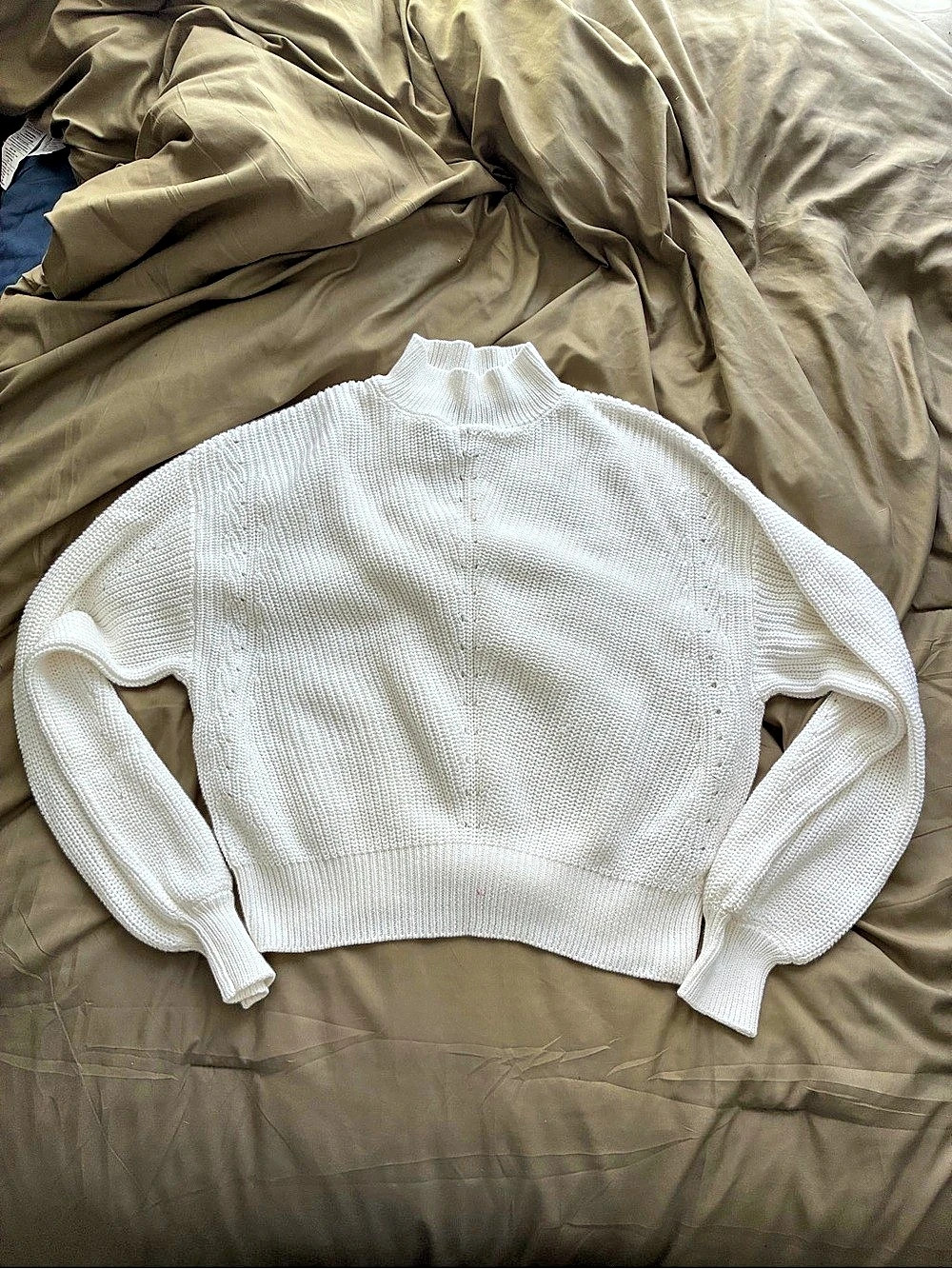 New Forever 21 mock Neck Knit Sweater in White Size XL